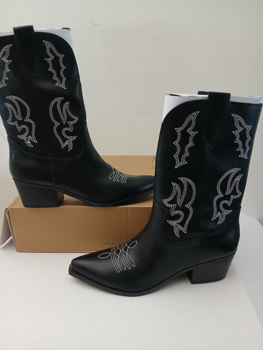 Black Western Embroidered Mid-Calf Women’s Boots Size 11 New $35 - Picture 5 of 8